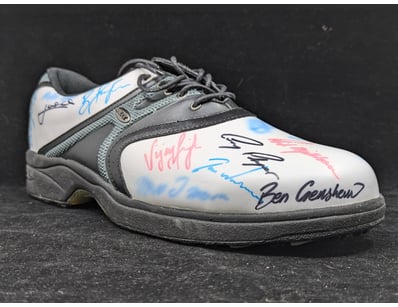 SIGNED GOLF SHOE WITH VARIOUS PLAYER SIGNATURES
...
