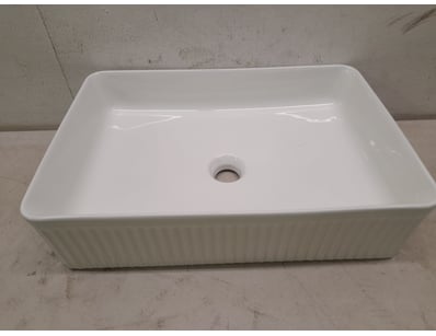 Unclaimed Freight (GCA984) - Lot 2988