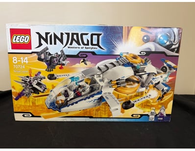 **UNRESERVED** LIFETIME COLLECTION OF LEGO PART... - Lot 319