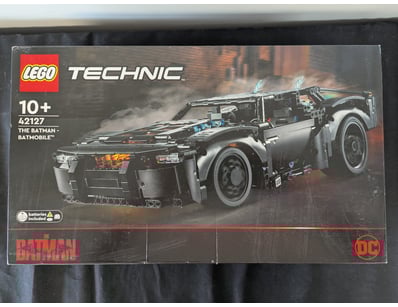 **UNRESERVED** COOKIE'S LIFETIME COLLECTION OF L... - Lot 63