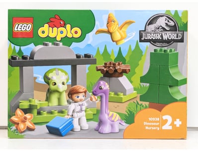 LEGO Duplo Jurassic World Dinosaur Nursery Set 109...
