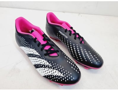 Major Brand Apparel & Footwear Liquidation Even... - Lot 135