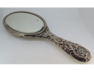 Antique & Vintage Showcase (A979) - Lot 2000