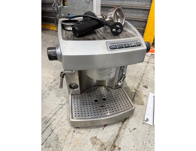 Sunbeam Twin Thermoblock System espresso machine i...