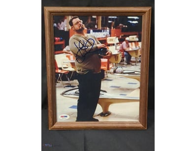 AUTOGRAPHED PHOTOGRAPH OF JOHN GOODMAN.

Item Size...