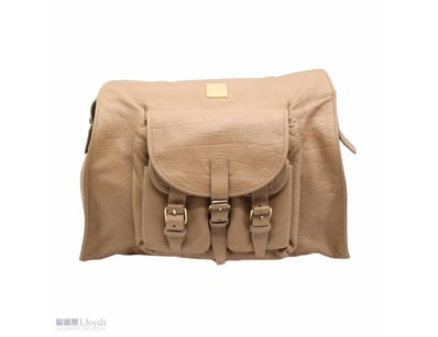 BVLGARI LEATHER TOP HANDLE BAG

Exterior Material
...
