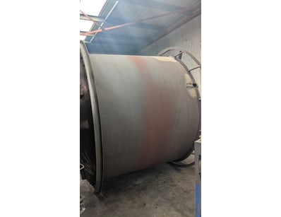 Mostly UNRESERVED POLY TANKs Manufacturer CLOSU... - Lot 259