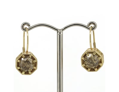Diamonds Are A Woman's Best Friend (A976) - Lot 3000