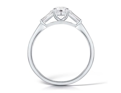 Luxury Platinum Diamond Engagement Ring Collection - Lot 18