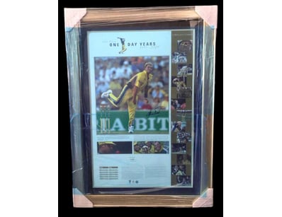 Prestigious Memorabilia (A981) - Lot 1052