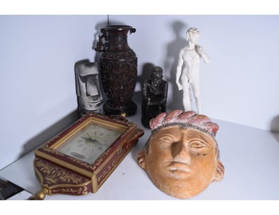 The Curio Collection (A1000) - Lot 2797