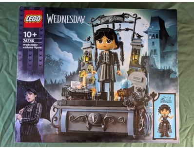 **UNRESERVED** LIFETIME COLLECTION OF LEGO PART... - Lot 268