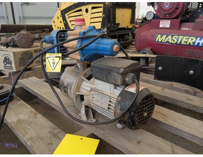 WaterTech, Water Pump

Model: YY6332
S/N: B1212033...