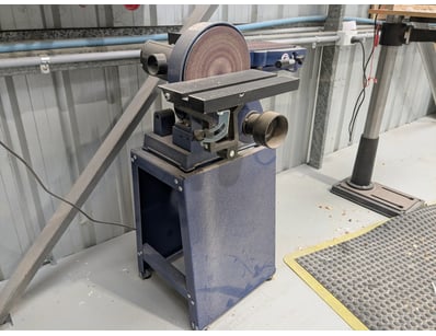 MOSTLY UNRESERVED Engineering Workshop CLOSURE (... - Lot 46