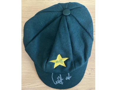 Mancave & Memorabilia (A979) - Lot 1001
