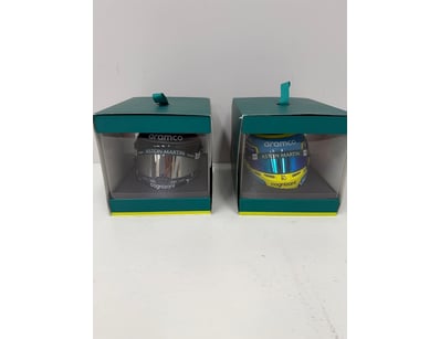 2 x Aston Martin Aramco Formula One Team 1.2 Scale...