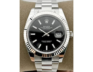 Luxury Watches (A991) - Lot 527