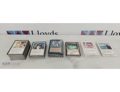 MAGIC THE GATHERING TRADING CARDS INCLUDING NOTABL...