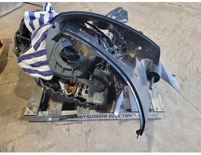 UNRESERVED Warehouse Clearance (NTA988) - Lot 77