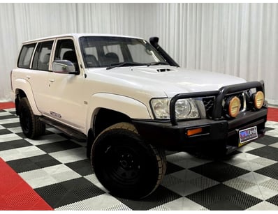 <b>2011 Nissan Patrol Y61 DX Wide Wheel - White - ...