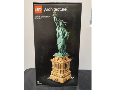 **UNRESERVED** COOKIE'S LIFETIME COLLECTION OF ... - Lot 503