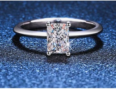 Thrift Shop (A980) - Lot 2323