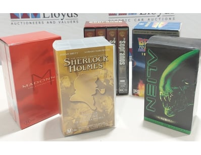 Trading Cards, Gaming & Collectables (A1001) - Lot 1056