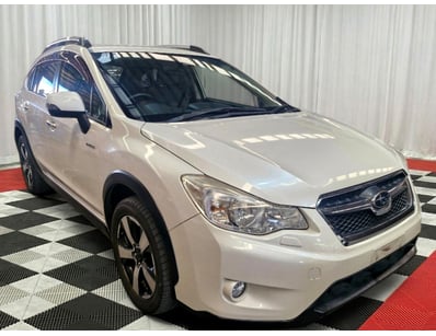 <b>2013 Subaru XV Hybrid - White - 92,659km - All-...