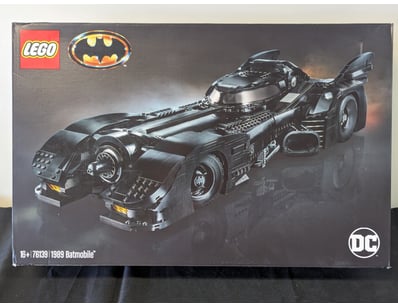 **UNRESERVED** COOKIE'S LIFETIME COLLECTION OF ... - Lot 215