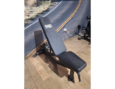 Fitness Gym Equipment & Accessories (A993) - Lot 12