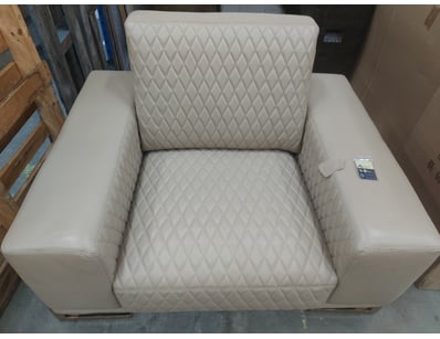 House & Homewares (A1004) - Lot 2760