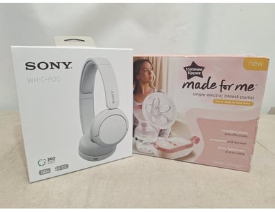 Gadgets, Music & Pastimes (A982) - Lot 2683