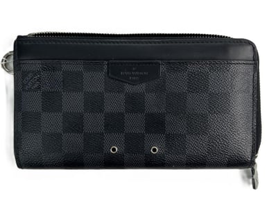 Luxury Pawnbroker Christmas Sale PART 2 (A984) - Lot 320