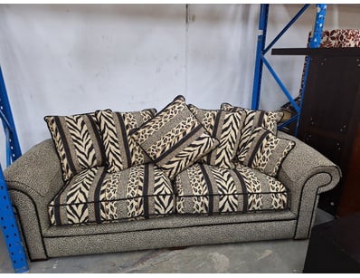 House & Homewares (A985) - Lot 2065