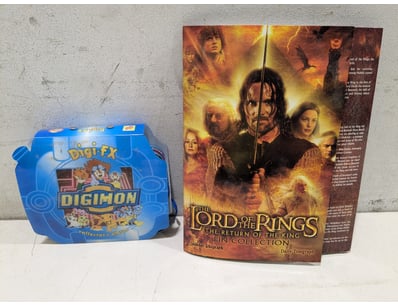 Collectible lot comprising Lord of the Rings Pin C...
