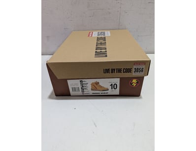 Hard Yakka "Live by the Code" work boots, model 30...