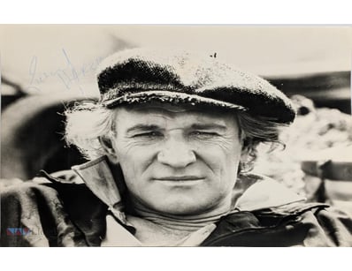 SIGNED RICHARD HARRIS PHOTOGRAPH WITH CERTIFICATE ...