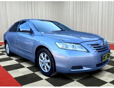 <b>2012 Toyota Camry Sedan - Silver - 384,099km - ...