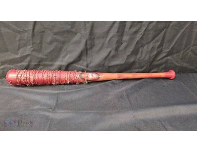 REPLICA OF THE WALKING DEAD "NEGAN" BARBED WIRE BA...