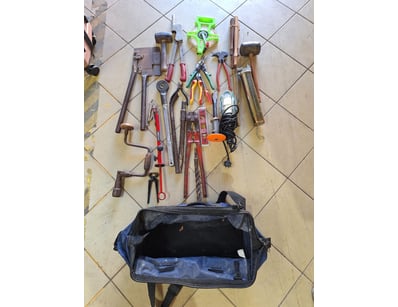 Home Improvement, DIY & Hardware (A1001) - Lot 1923