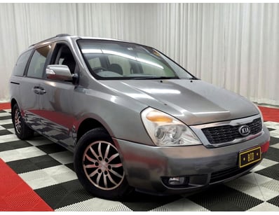 <b>2011 Kia Grand Carnival VQ - Grey - 228,290km -...