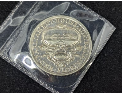 1927 AUSTRALIAN FLORIN

Condition: Ef

583075+...