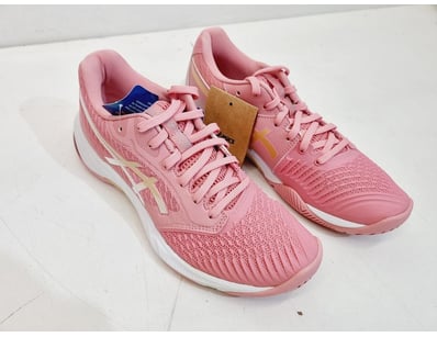 Major Brand Apparel & Footwear Liquidation Even... - Lot 252