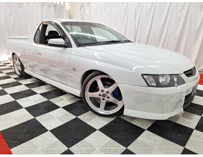 Passenger, Luxury & Commercial Vehicles Auction - Lot 1054