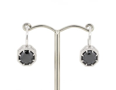 Affordable Jewellery Market (A1003) - Lot 537