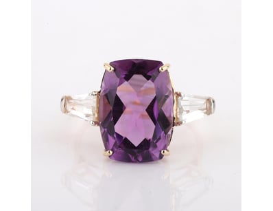 Affordable Jewellery Market (A1004) - Lot 655