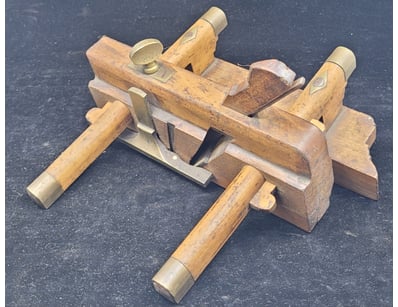 Antiques, Vintage & Interior Treasures (A1004) - Lot 575