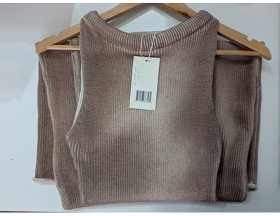 $1.2 Million Designer Fashion Retailer Liquidat... - Lot 240