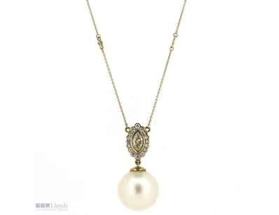 14K YELLOW GOLD, WHITE CULTURED SOUTH SEA PEARL, F...