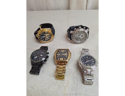 The Curio Collection (A990) - Lot 1014